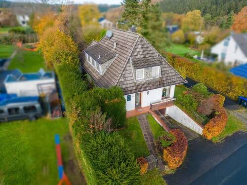 Bild... - 7 Zimmer Einfamilienhaus zum Kaufen in Roetgen