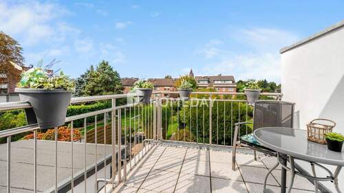 1. OG Balkon 2 - 
