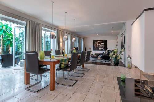 Angrenzender Essbereich - 