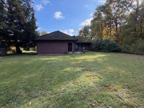 Garten - 5 Zimmer Bungalow zum Kaufen in Neustadt bei Coburg / Wildenheid