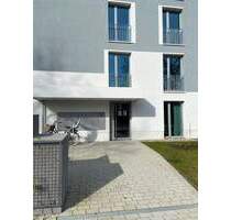 Helle 4-Zimmer-Wohnung mit Terrasse in zentraler Lage - Norderstedt Garstedt