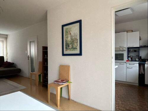 Essecke und Zugang zur Küche - 