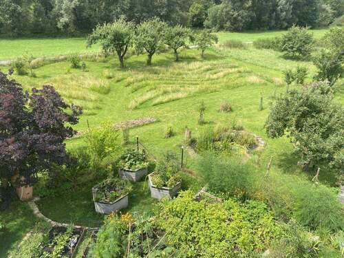 Garten mit Grundstück - 