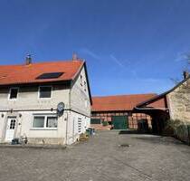 Großzügiger Hof mit Stall, Scheune, Reitplatz und Weide - Bockenem Ortshausen