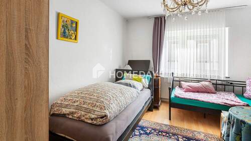 EG Schlafzimmer 1 - 