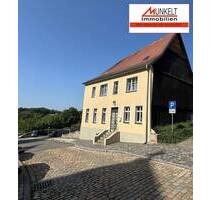 Stadthaus im Zentrum von Zeitz - modernisierungsbedürftige Immobilie mit Entwicklungspotenzial