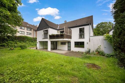 Gartenansicht - 6 Zimmer Einfamilienhaus in Düsseldorf
