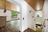 Eingangsbereich - Einfamilienhaus mit 168,90 m&sup2; in Düsseldorf zum Kaufen