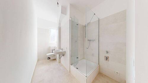 Duschbad mit Fenster - 