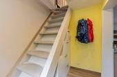Flur/ Treppenaufgang - 3 Zimmer Doppelhaushälfte in Nürtingen