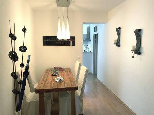 Flur - 2 Zimmer Etagenwohnung zum Kaufen in Berlin