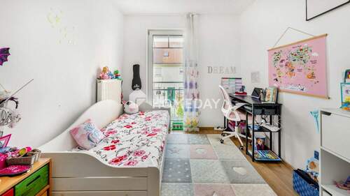 1. OG Kinderzimmer 1 2 - 