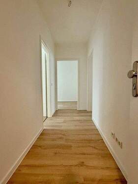 Eingang_Flur.jpg - Etagenwohnung mit 41,00 m² in Nürnberg zur Miete
