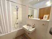 Badezimmer (Bsp. Einrichtung) - 