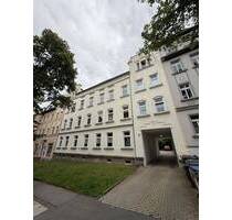 Vollvermietetes und großes MFH mit Balkonen und Stellplätzen in guter und ruhiger Lage! - Chemnitz Sonnenberg