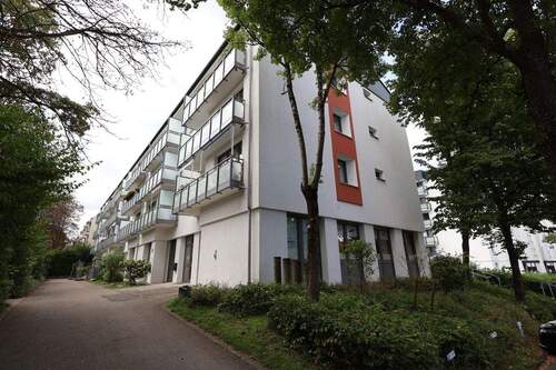 Aussenansicht - Attraktive Gewerbefläche - ideal für Büro, Praxis oder Einzelhandel