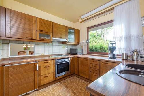 Voll ausgestattete Küche - 