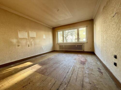 Wohnzimmer im Erdgeschoss - 