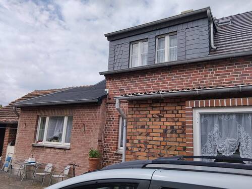Hofansicht - 4 Zimmer Bauernhaus, Landhaus zum Kaufen in Hoyerswerda