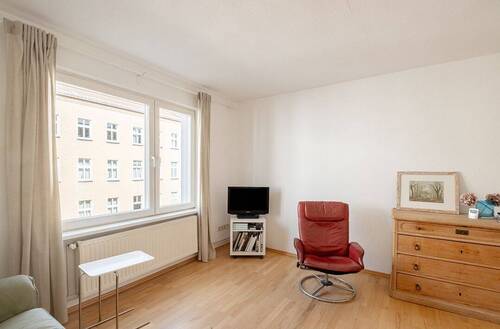 Bild 2 - 3 Zimmer Etagenwohnung zum Kaufen in Berlin