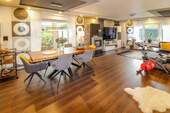 Helles Wohnzimmer - 