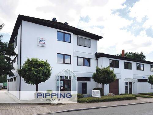 Titelbild - Wohnen und Gewerbe unter einem Dach: 'Geräumige 4-Zimmer-Wohnung mit sonniger Dachterrasse'