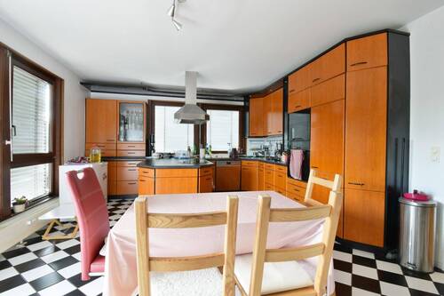 Hochwertige Einbauküche - 4 Zimmer Büro in Reinbek