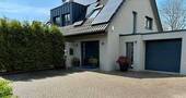 Vorderansicht - 7 Zimmer Einfamilienhaus zum Kaufen in Krefeld