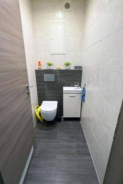 WC - Etagenwohnung mit 85,00 m² in Villingen-Schwenningen zum Kaufen
