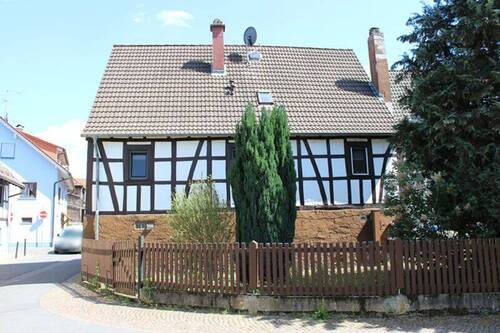 Seitenansicht.JPG - 5 Zimmer Mehrfamilienhaus, Wohnhaus zum Kaufen in Mörlenbach