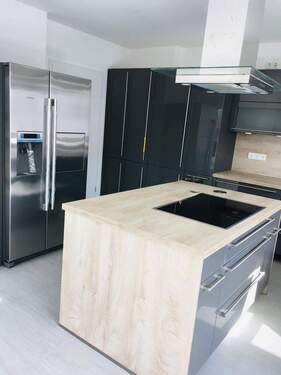 Bild 1 - Moderne 4-Zimmerwohnung mit zwei Balkonen in Frankfurt - Einziehen und Wohlfühlen