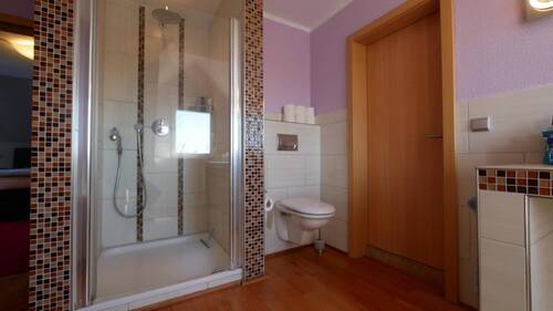 Badezimmer Obergeschoss (2) - 