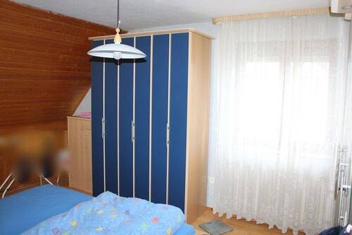 Schlafzimmer DG.JPG - 