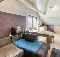 Charmante Dachgeschosswohnung voll möbliert mit großem Dachboden Stellplatz in Westenhausen - Manching (DG)