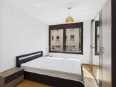 Schlafzimmer - 2 Zimmer Etagenwohnung in Stuttgart