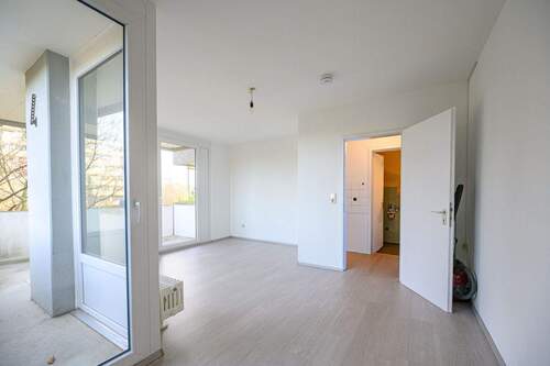 Zimmer - 1 Zimmer Etagenwohnung in Freiburg