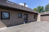 Ansicht_Eingang - 7 Zimmer Einfamilienhaus zum Kaufen in Emtinghausen