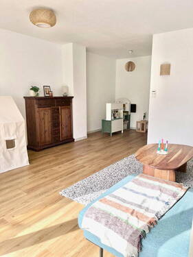 Wohnzimmer (EG) - Reihenmittelhaus mit 140,80 m&sup2; in Mainz zum Kaufen