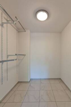 Ankleidezimmer EG - 