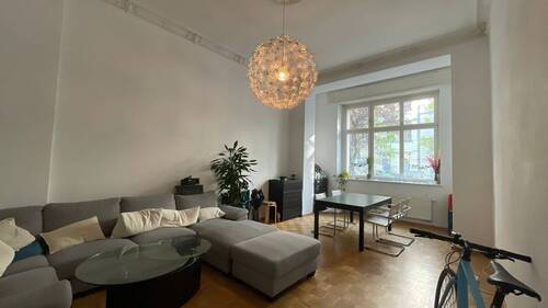 Wohnzimmer - 3 Zimmer Etagenwohnung in Berlin