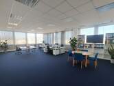 Büro - Sehr helle Bürofläche mit kleinem Lager!*