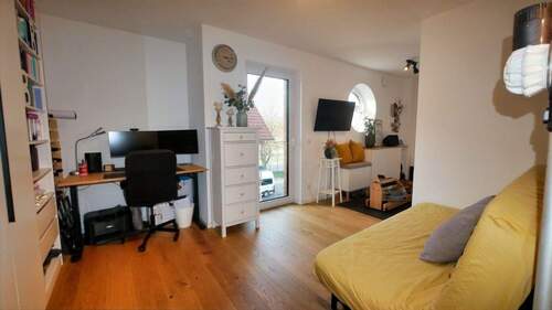 Arbeits- oder Kinderzimmer (2) - 