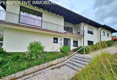 Seitenblick - Mehrfamilienhaus, Wohnhaus mit 251,00 m&sup2; in Bad König zum Kaufen