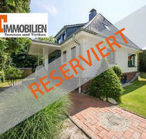 TT bietet an: Der Traum in Weiß - Stilvoll modernisiertes Einfamilienhaus mit großem Gartenparadies in Wilhelmshaven-Voslapp!