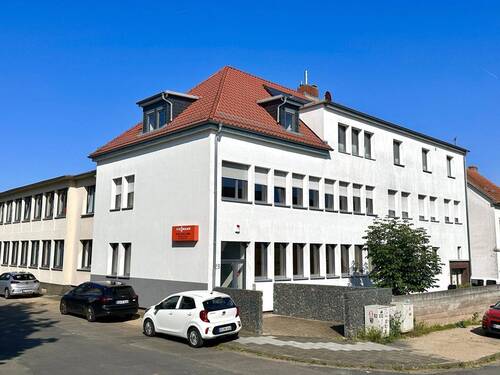Vorderansicht - Büro zum Kaufen in Offenbach