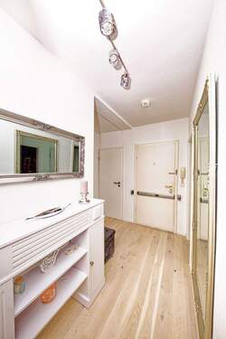 Flur_03 - 3 Zimmer Etagenwohnung in Karlsruhe