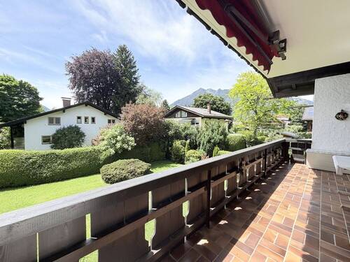 Sonnenbalkon mit Aussicht - Etagenwohnung mit 70,00 m&sup2; in Garmisch-Partenkirchen zum Kaufen