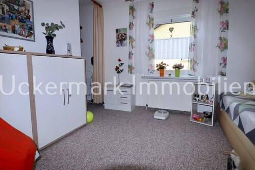 Gäste- oder Kinderzimmer - 