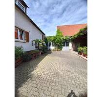 Wohnhaus mit Gewerbehallen - 620.000,00&nbsp;EUR Kaufpreis, ca.&nbsp; 106,00&nbsp;m&sup2;&nbsp;Wohnfl&auml;che in Ruppertsberg (PLZ: 67152)