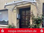 Eingangsbereich - Nur 3 Gehminuten zum Tönninger Hafen! Einfamilienhaus mit gepflegtem Garten und Garage!